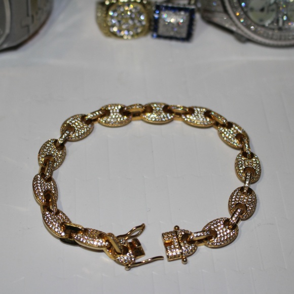 ICED OUT Mariner Gucci Bracelet w/ Lab SIm. Diam. - Picture 1 of 6
